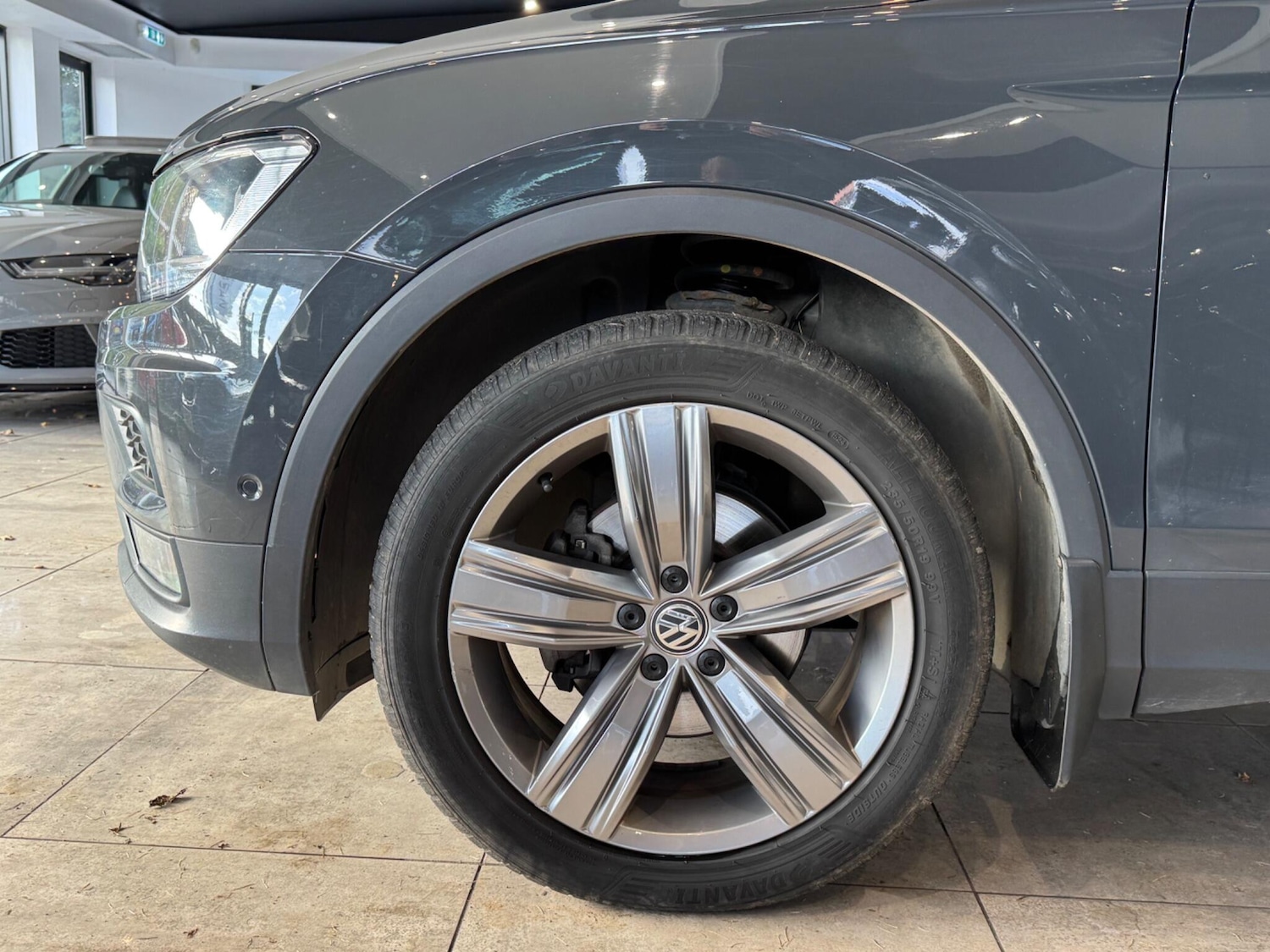 Used Volkswagen Tiguan 2019 for sale - 76399256: Photo 6
