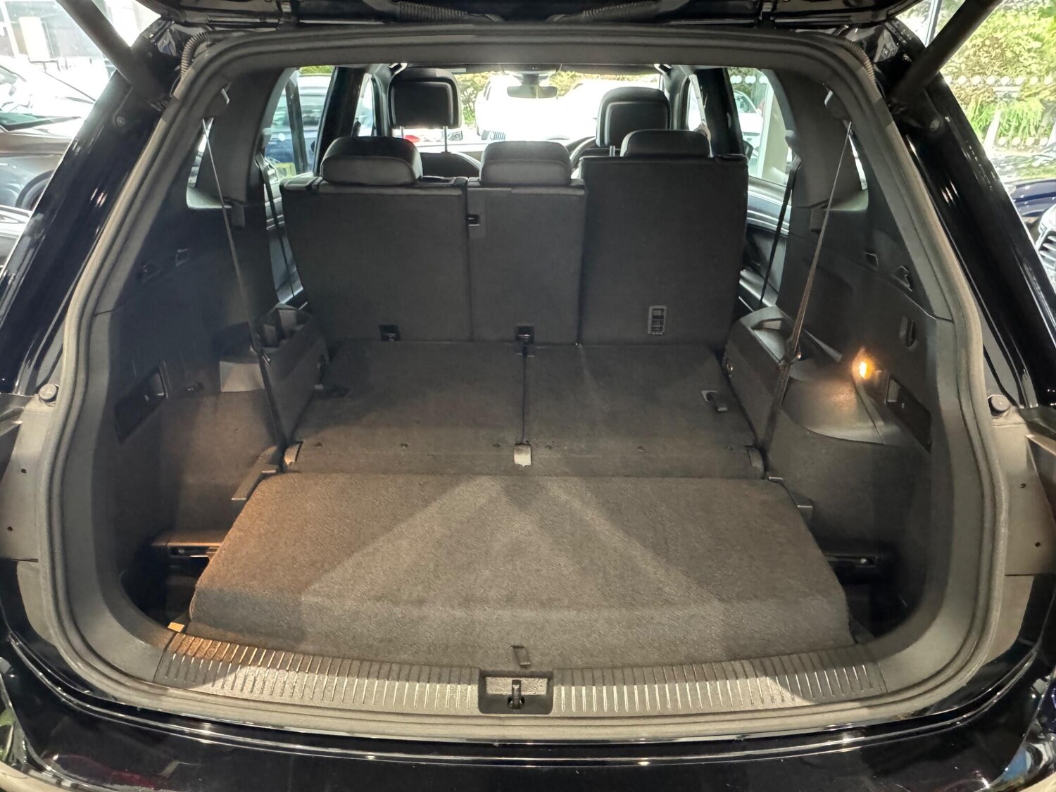 Used Volkswagen Tiguan Allspace 2020 for sale - 76059636: Photo 8