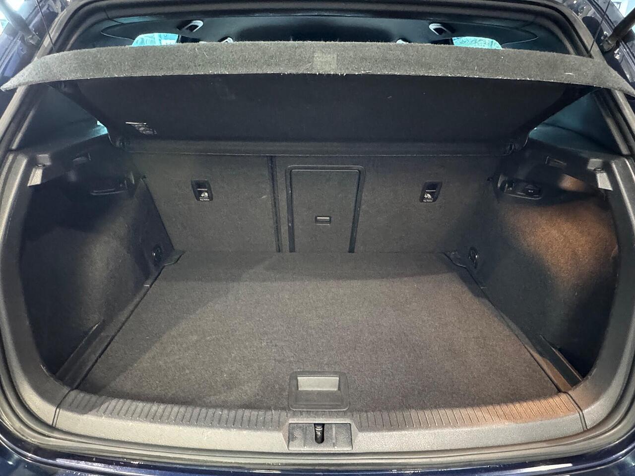 Used Volkswagen Golf 2015 for sale - 76765704: Photo 10