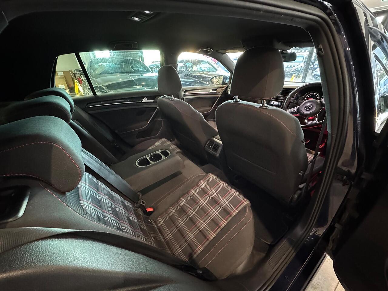 Used Volkswagen Golf 2015 for sale - 76765704: Photo 13