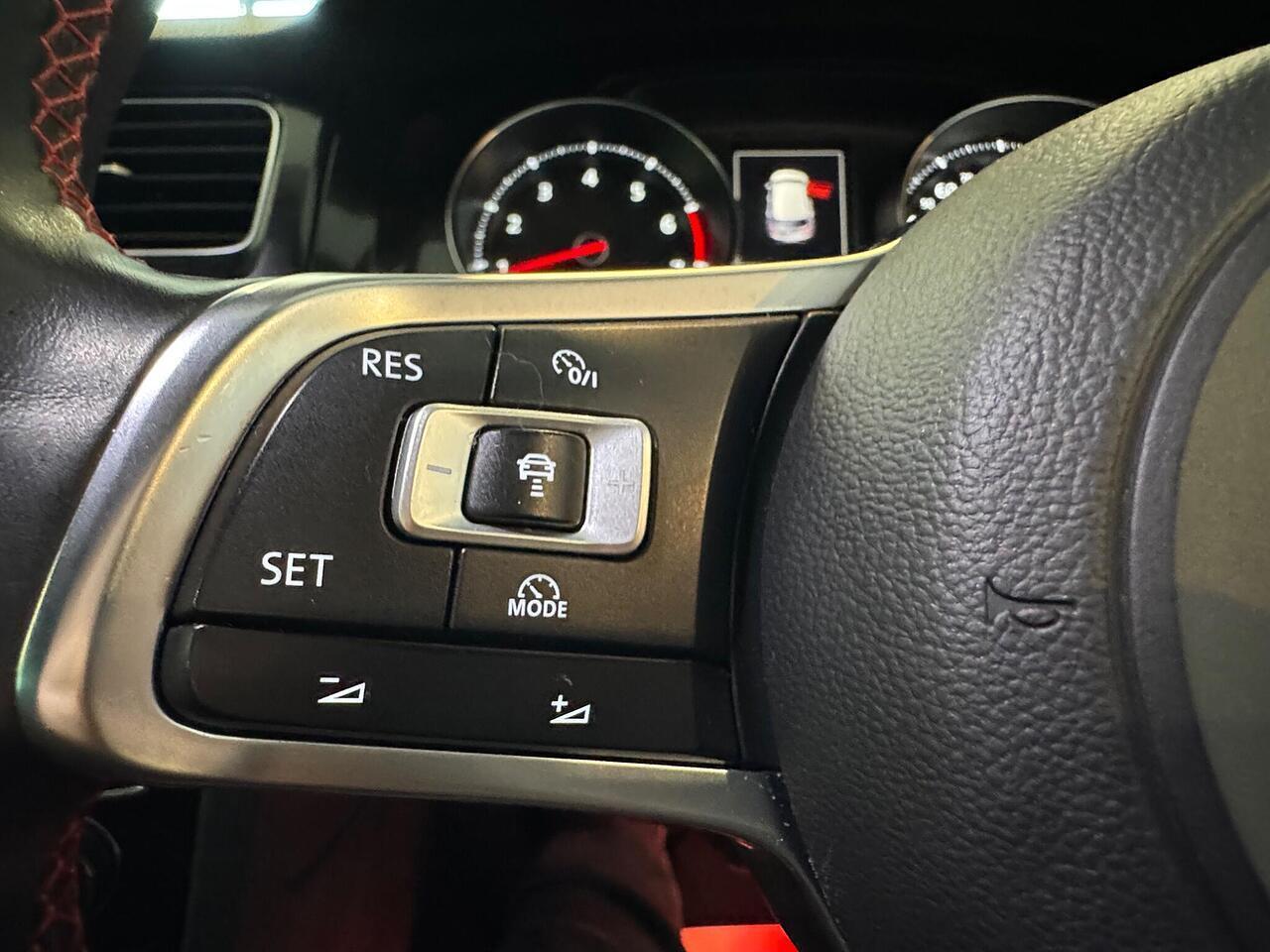 Used Volkswagen Golf 2015 for sale - 76765704: Photo 21