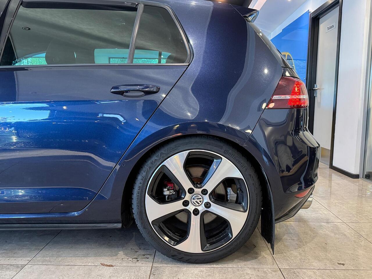 Used Volkswagen Golf 2015 for sale - 76765704: Photo 3