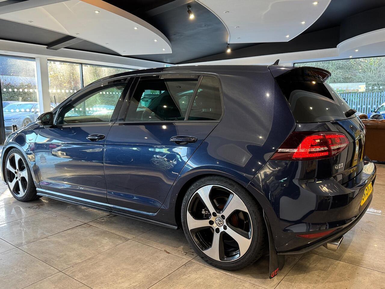 Used Volkswagen Golf 2015 for sale - 76765704: Photo 4