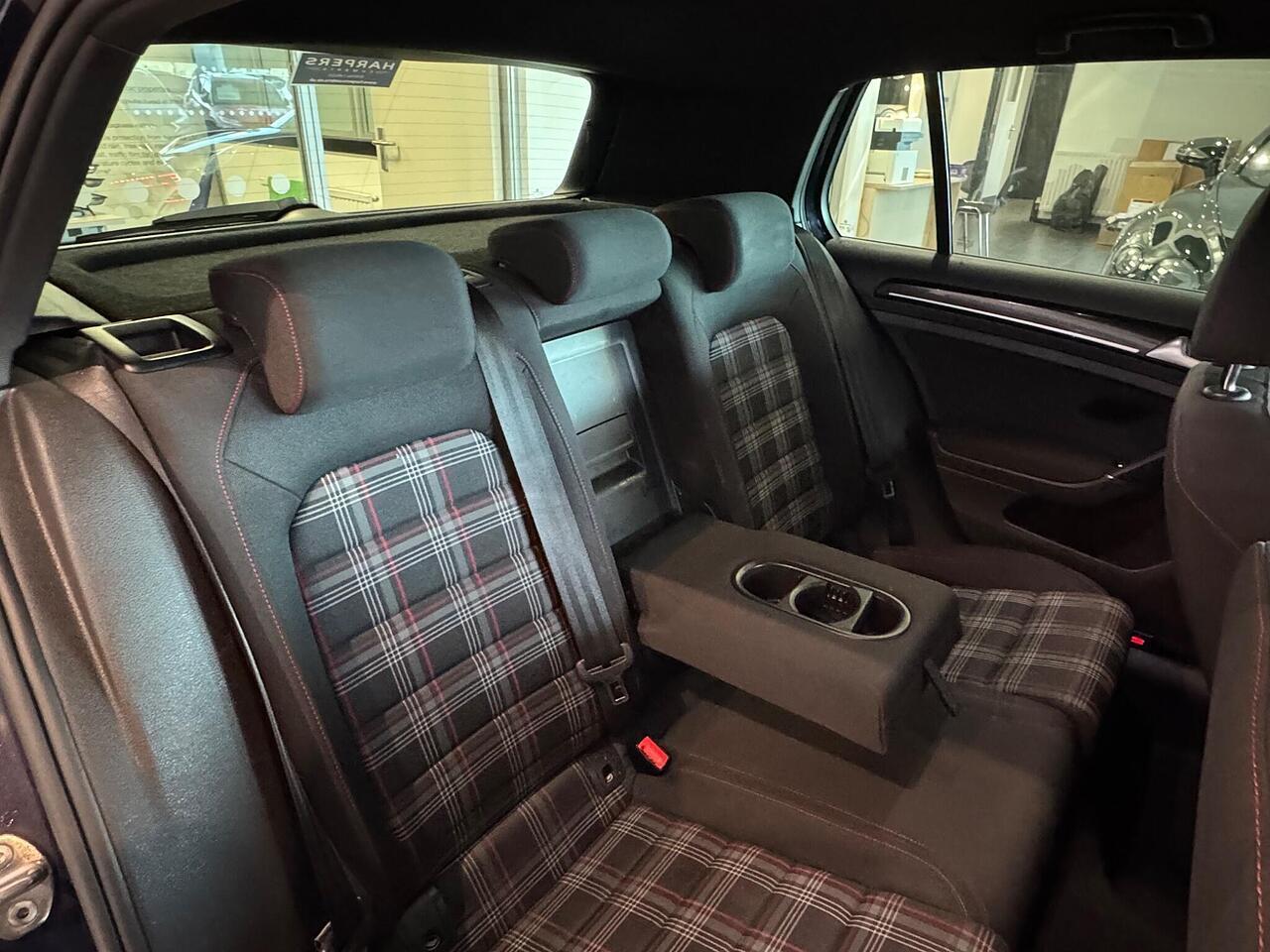 Used Volkswagen Golf 2015 for sale - 76765704: Photo 9