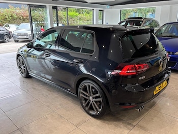 Used Volkswagen Golf 2016 for sale - 76247267: Photo