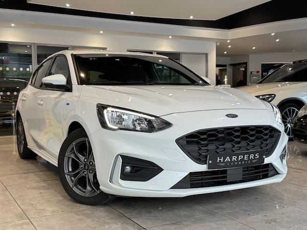 Used Ford Focus 2019 for sale - 76240179: Photo 1