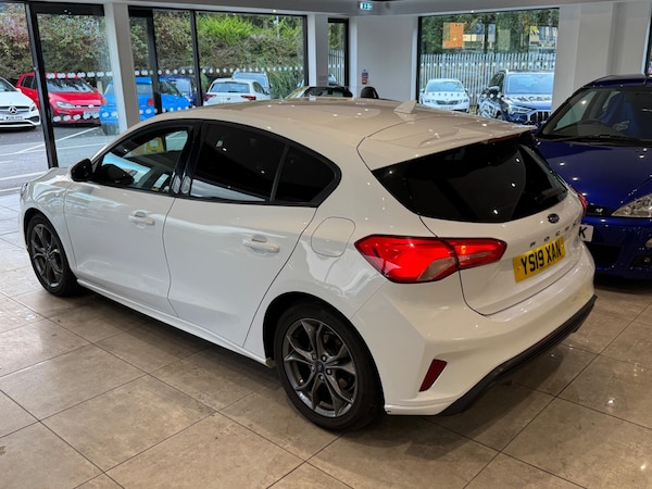 Used Ford Focus 2019 for sale - 76240179: Photo 4
