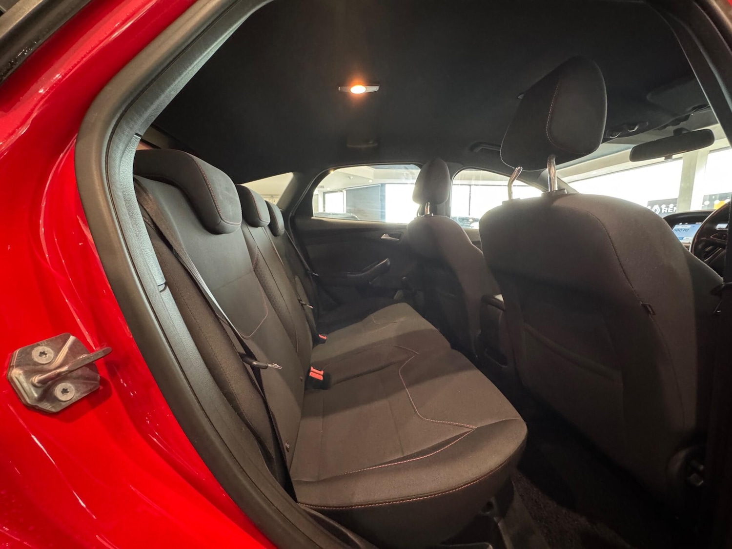 Used Ford Focus 2017 for sale - 76657082: Photo 16