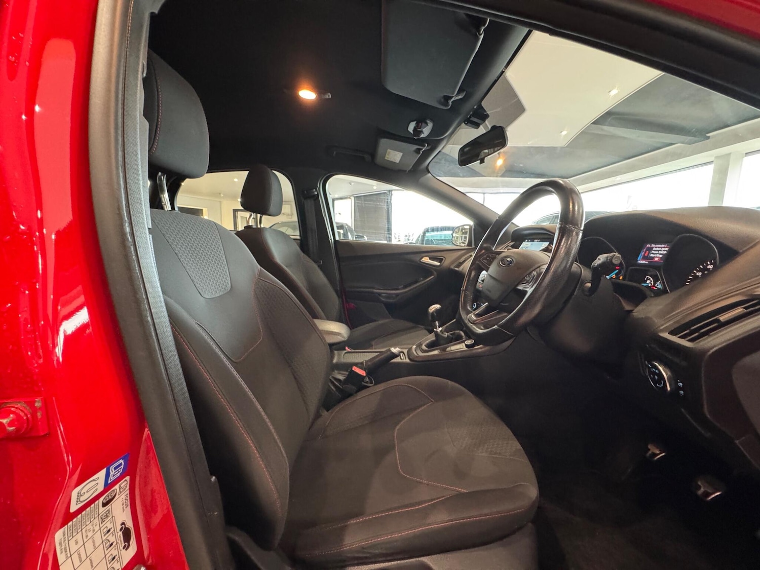 Used Ford Focus 2017 for sale - 76657082: Photo 19