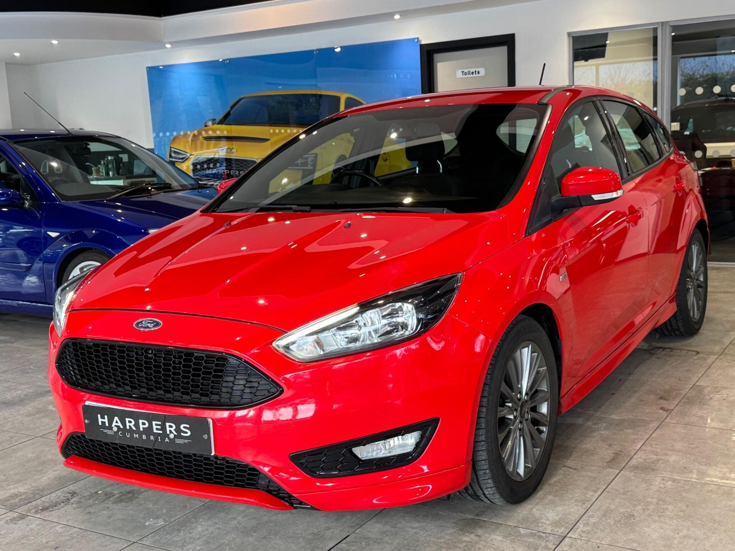 Used Ford Focus 2017 for sale - 76657082: Photo 3