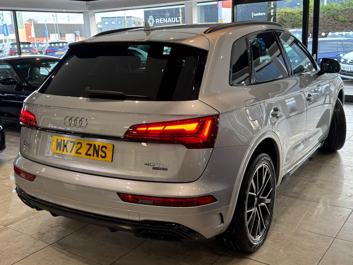 Used Audi Q5 2022 for sale - 76666624: Photo 2