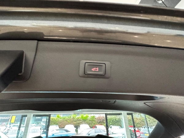 Used Audi Q3 2017 for sale - 76260390: Photo 13
