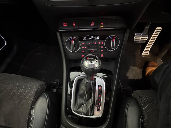 Used Audi Q3 2017 for sale - 76260390: Photo 29