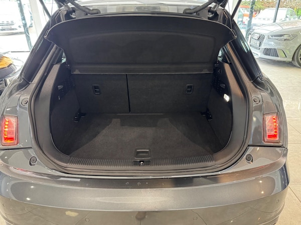Used Audi Q3 2019 for sale - 76314521: Photo 2