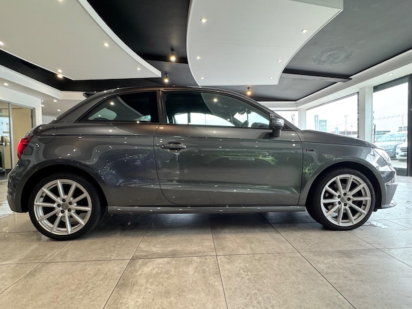 Used Audi Q3 2019 for sale - 76314521: Photo 3