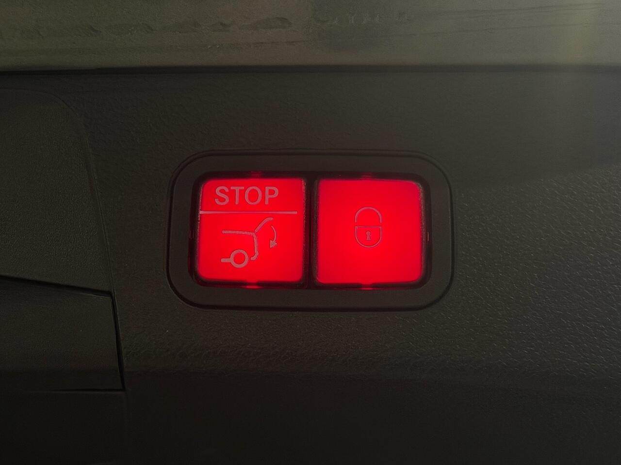 Used Mercedes-Benz C Class 2019 for sale - 77646891: Photo 28