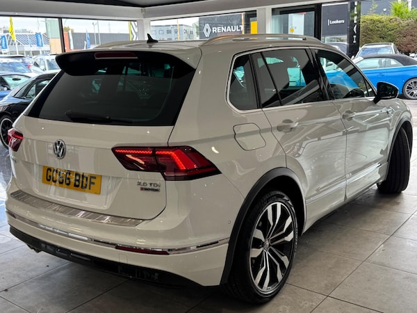 Used Volkswagen Tiguan 2017 for sale - 76247095: Photo 2