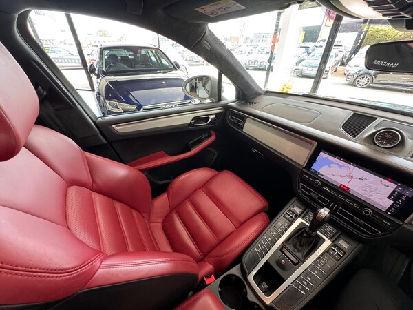 Used Porsche Macan 2019 for sale - 75634378: Photo 17