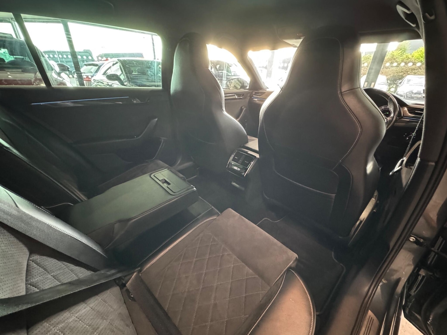 Used Skoda Superb 2017 for sale - 76001192: Photo 17