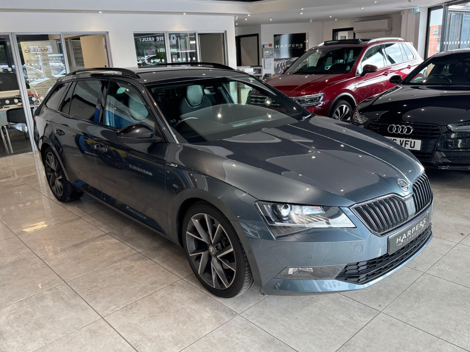 Used Skoda Superb 2017 for sale - 76001192: Photo 44