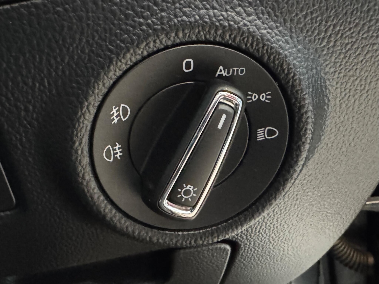 Used Skoda Superb 2017 for sale - 76001192: Photo 64