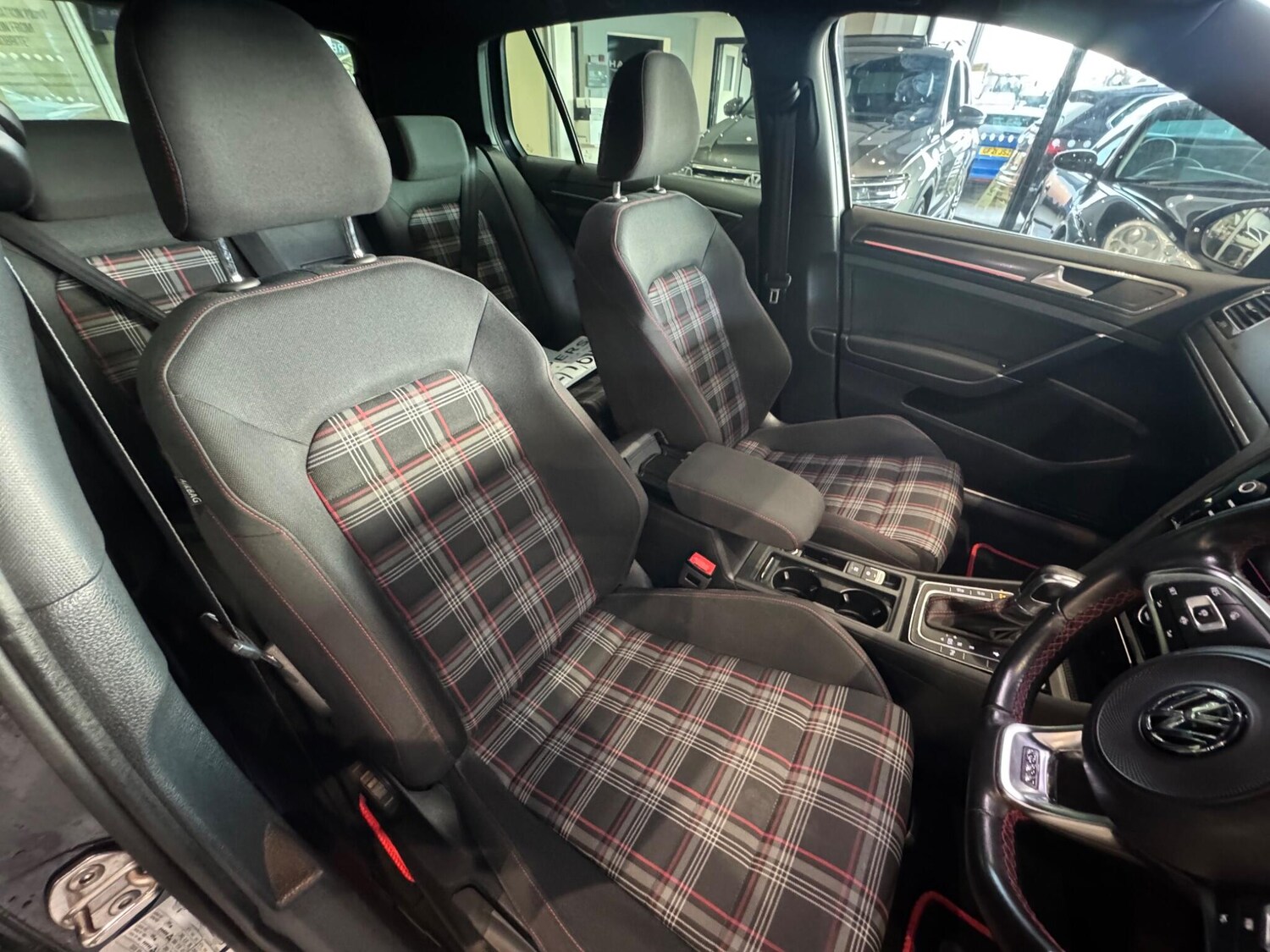 Used Volkswagen Golf for sale - 77190528: Photo 9