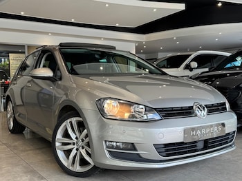 Volkswagen - Golf