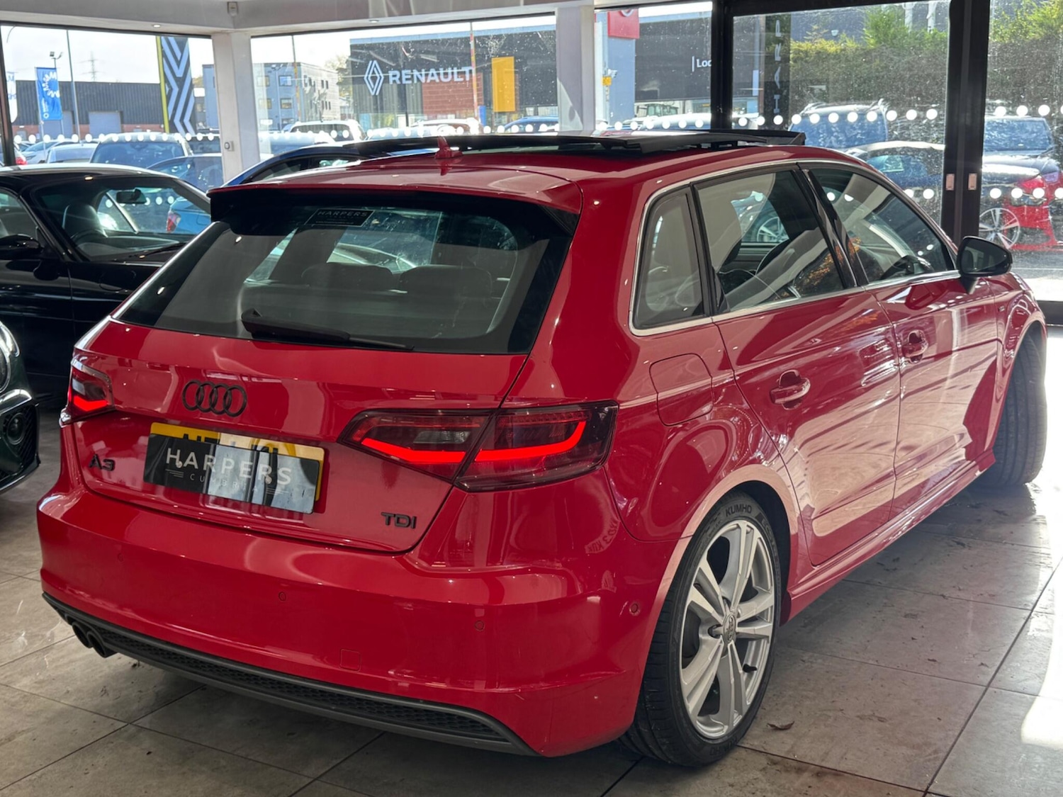 Used Audi A3 2014 for sale - 76432741: Photo 2