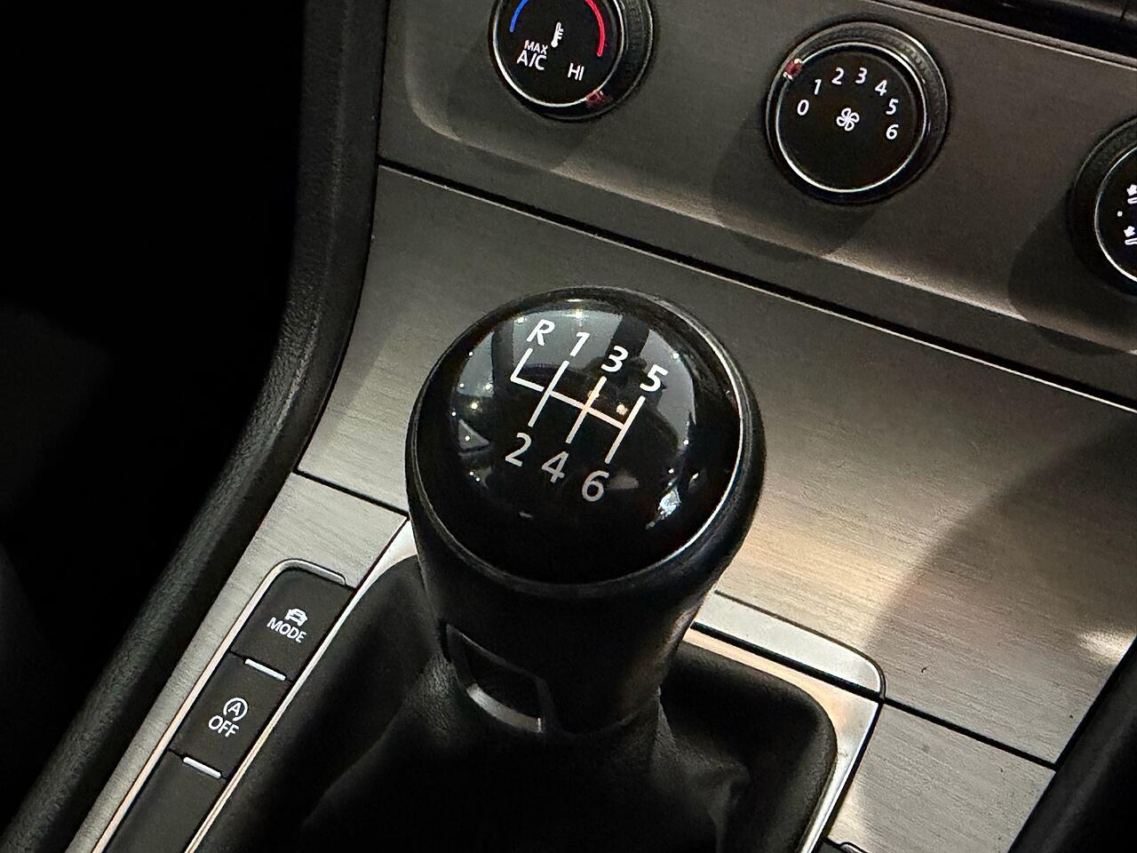 Used Volkswagen Golf 2014 for sale - 77456143: Photo 14