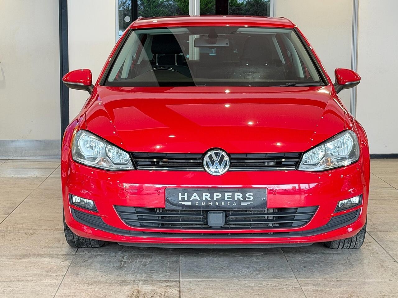Used Volkswagen Golf 2014 for sale - 77456143: Photo 2