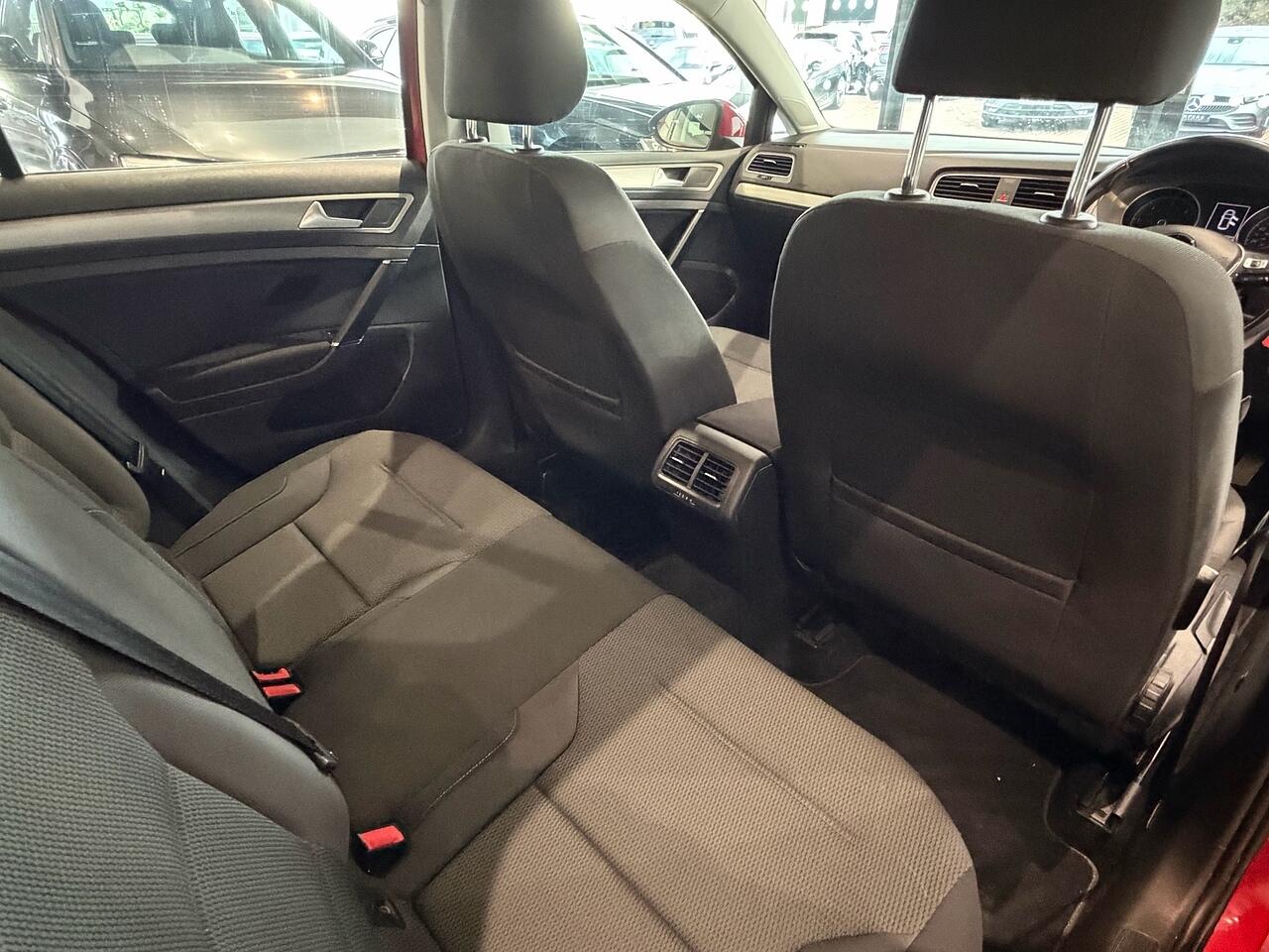 Used Volkswagen Golf 2014 for sale - 77456143: Photo 23