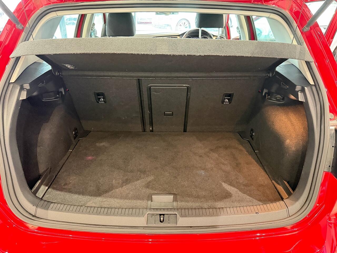 Used Volkswagen Golf 2014 for sale - 77456143: Photo 25