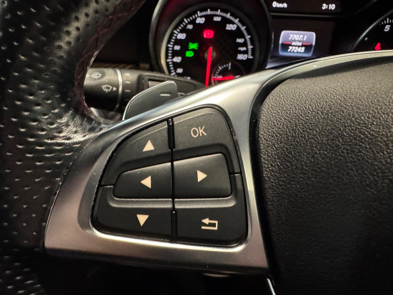 Used Mercedes-Benz A-Class 2017 for sale - 76499898: Photo 29