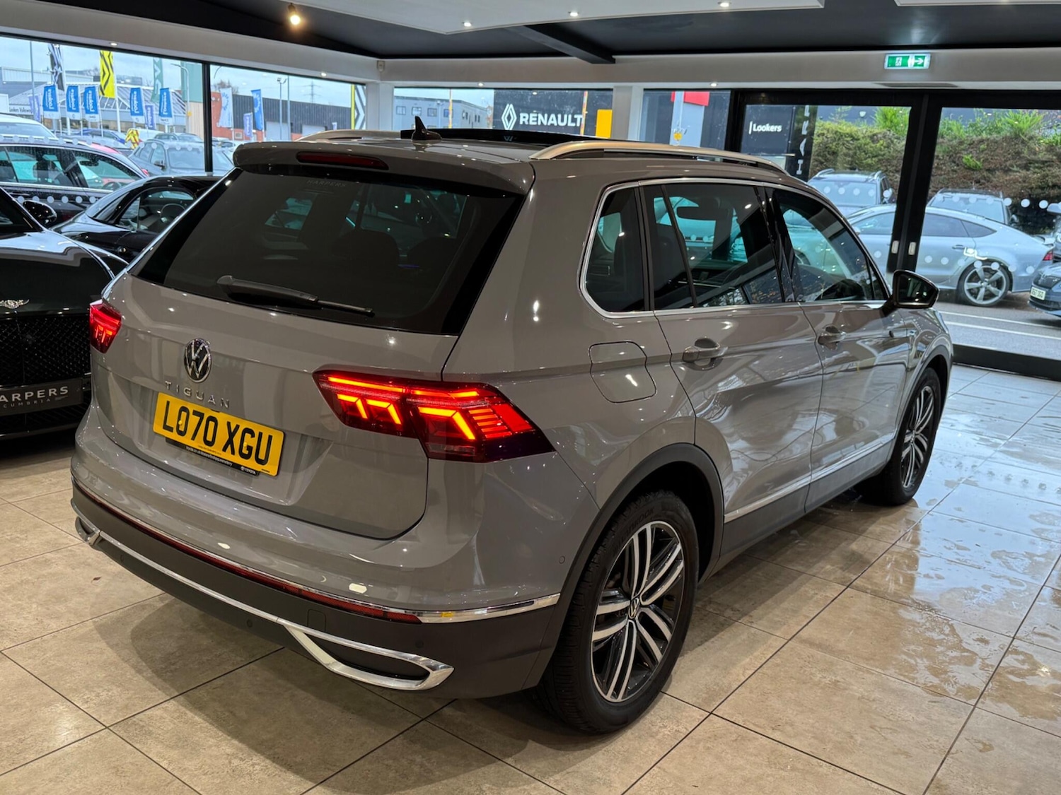 Used Volkswagen Tiguan 2021 for sale - 76549808: Photo 8