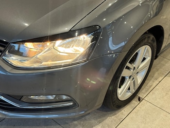 Used Volkswagen Polo 2017 for sale - 76484385: Photo