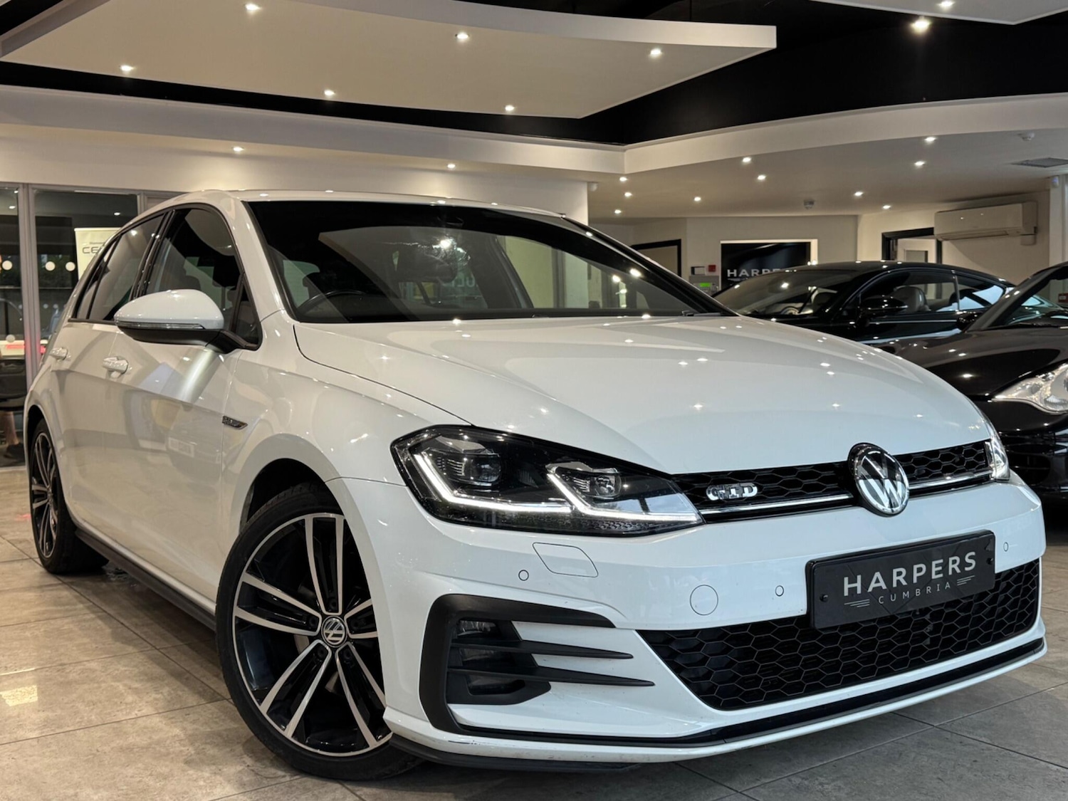 Used Volkswagen Golf 2018 for sale - 76456854: Photo 1