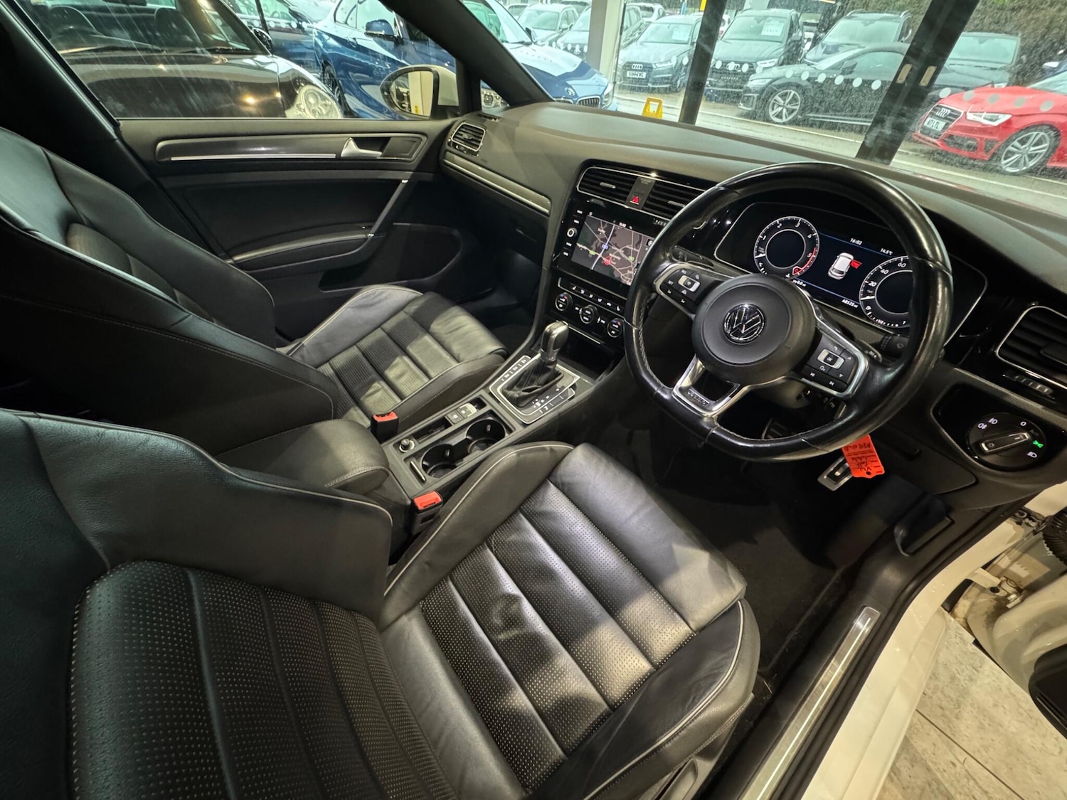 Used Volkswagen Golf 2018 for sale - 76456854: Photo 10