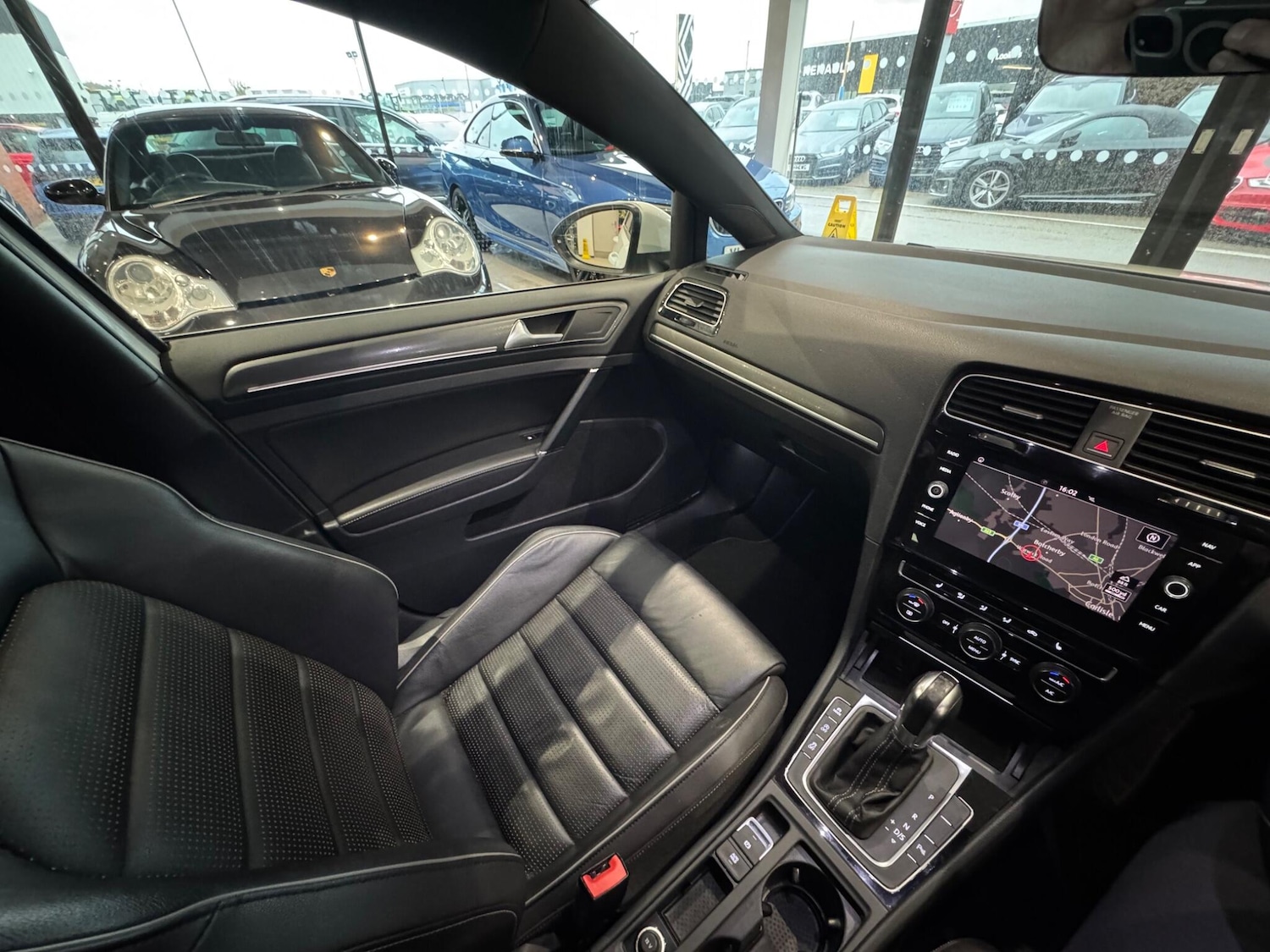 Used Volkswagen Golf 2018 for sale - 76456854: Photo 11