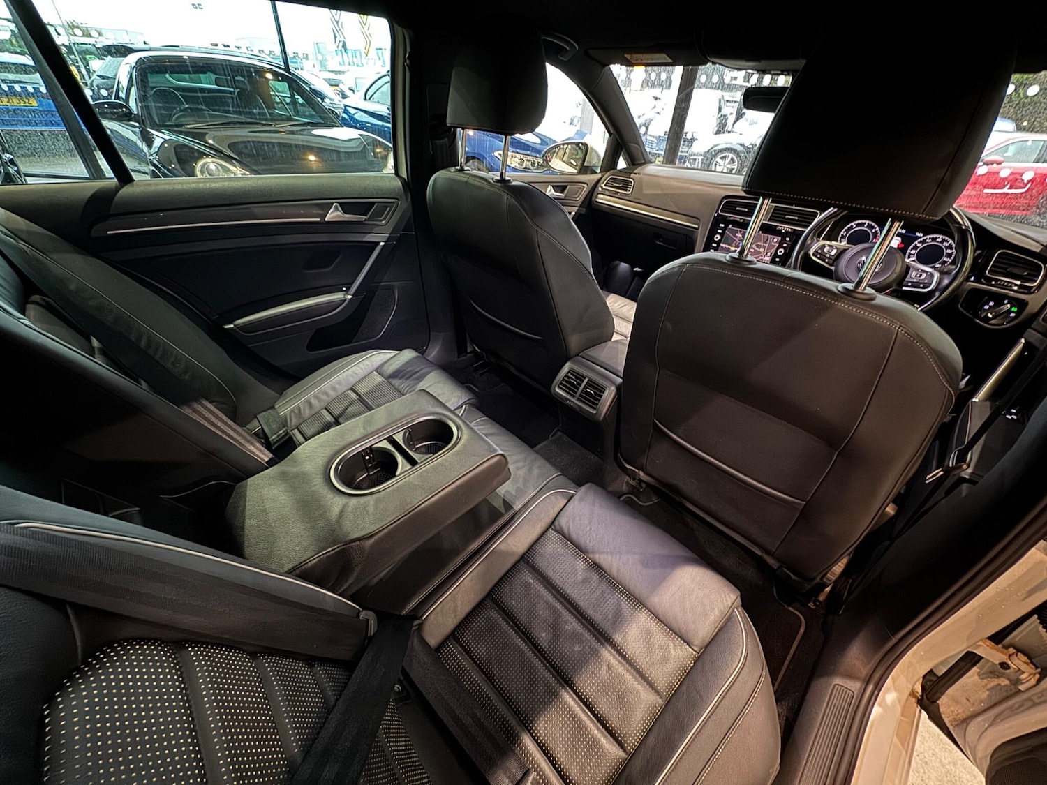 Used Volkswagen Golf 2018 for sale - 76456854: Photo 8