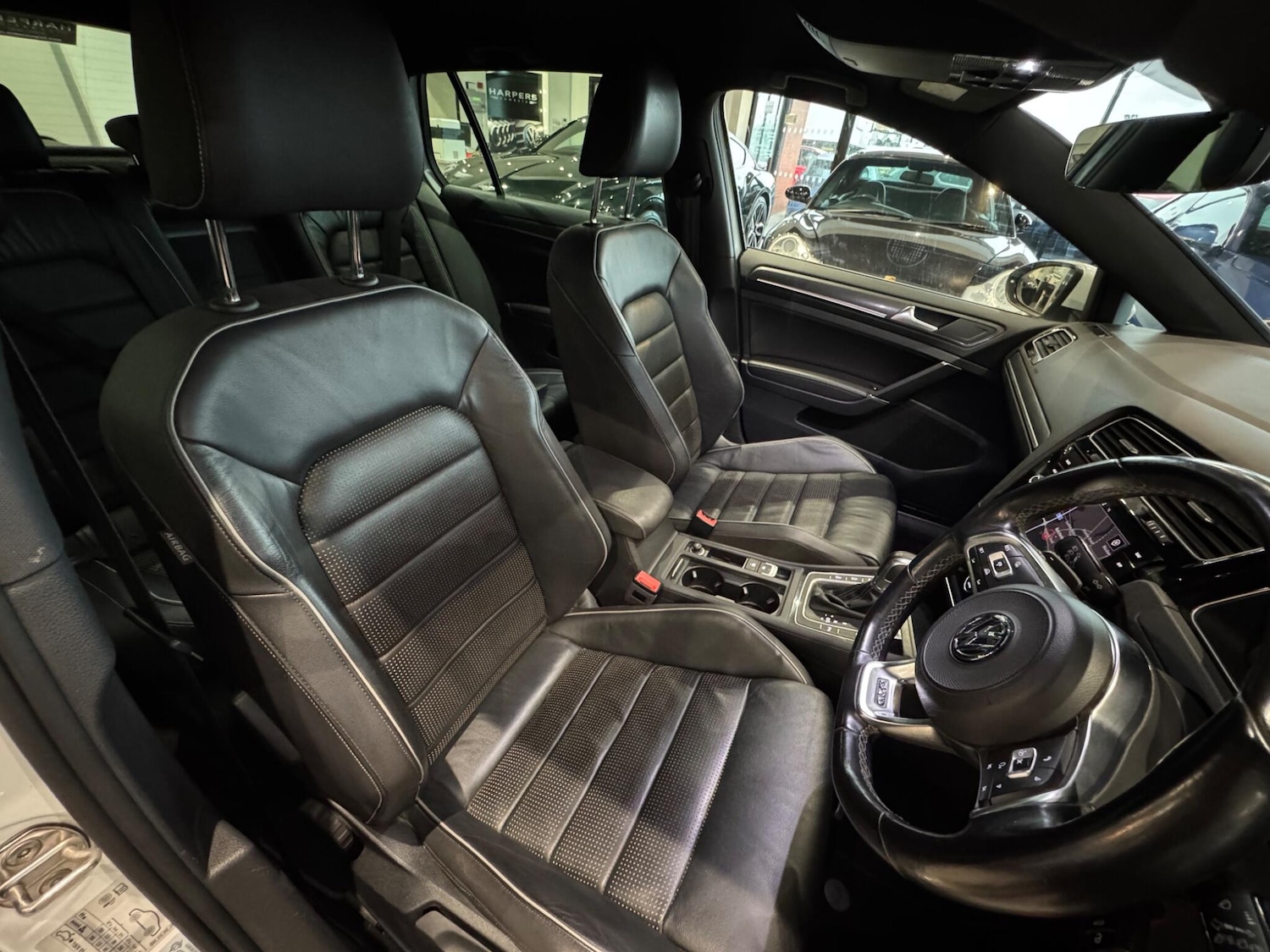 Used Volkswagen Golf 2018 for sale - 76456854: Photo 9