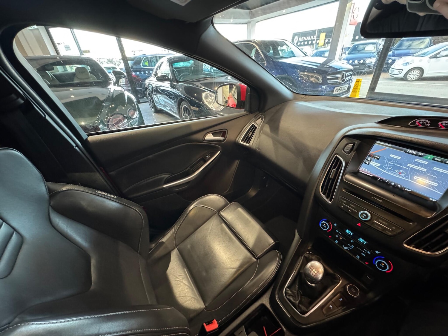 Used Ford Focus 2015 for sale - 76728890: Photo 11