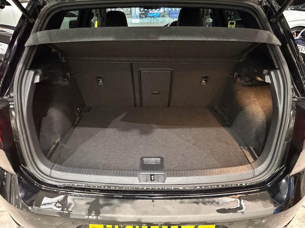 Used Volkswagen Golf 2019 for sale - 76823548: Photo 11