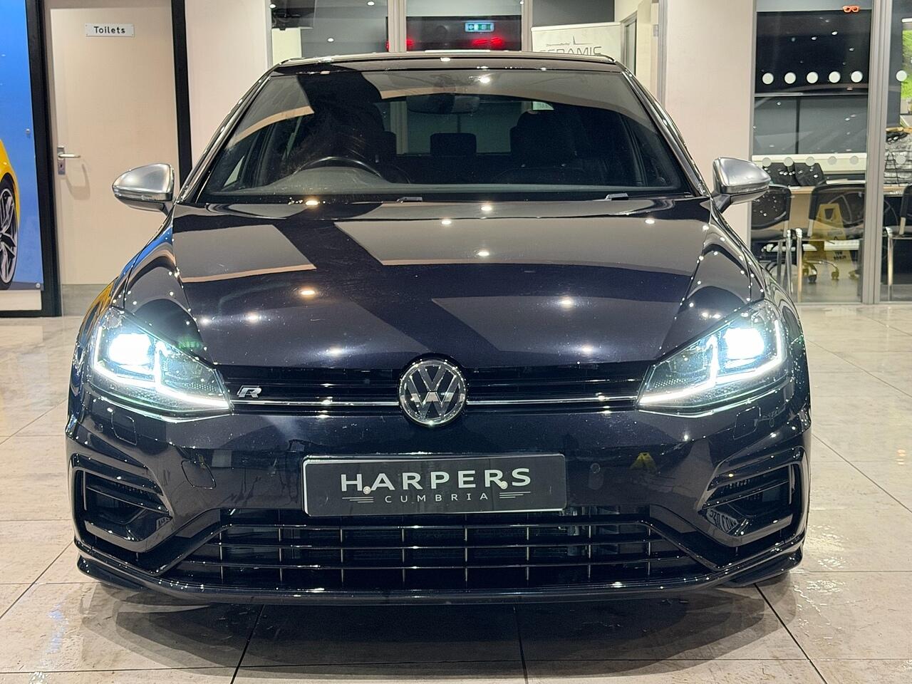 Used Volkswagen Golf 2019 for sale - 76823548: Photo 2