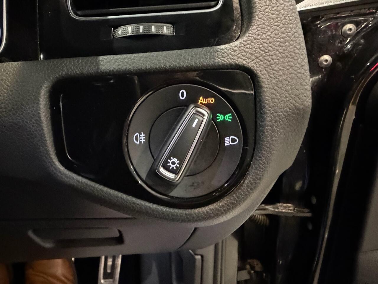 Used Volkswagen Golf 2019 for sale - 76823548: Photo 26