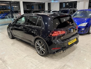 Used Volkswagen Golf 2019 for sale - 76823548: Photo