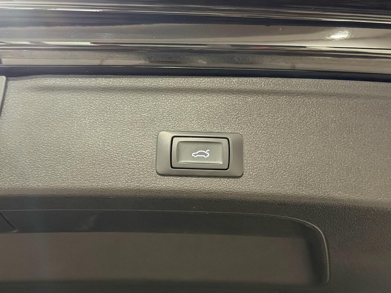 Used Audi A4 2019 for sale - 77016407: Photo 30