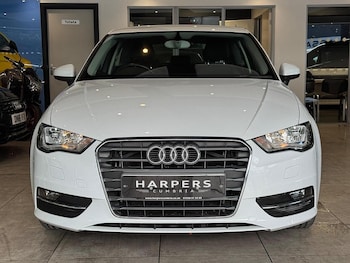 Used Audi A3 2015 for sale - 76307050: Photo 2