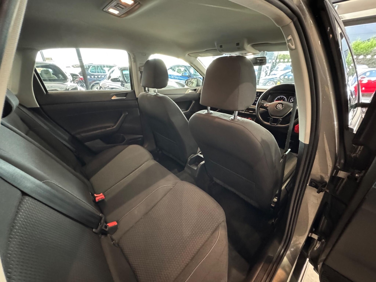 Used Volkswagen Polo 2018 for sale - 76441232: Photo 13