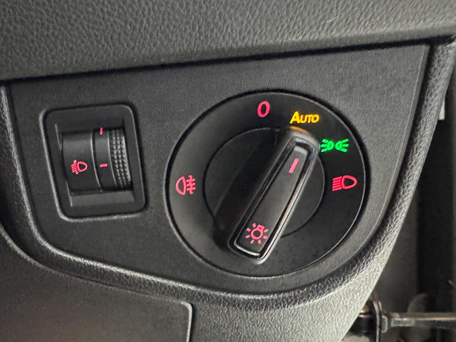 Used Volkswagen Polo 2018 for sale - 76441232: Photo 26