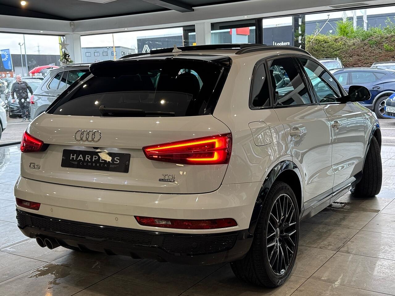 Used Audi Q3 for sale - 76936278: Photo 2